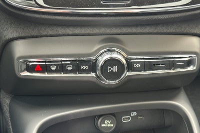 2026 Volvo XC40 B4 Plus