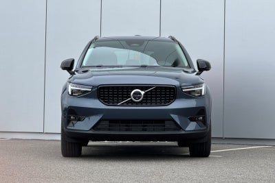 2026 Volvo XC40 B4 Plus