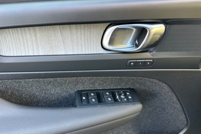 2026 Volvo XC40 B4 Core