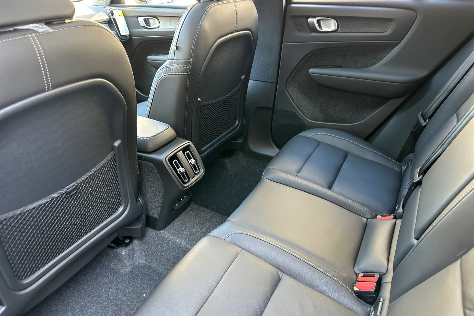 2026 Volvo XC40 B4 Core