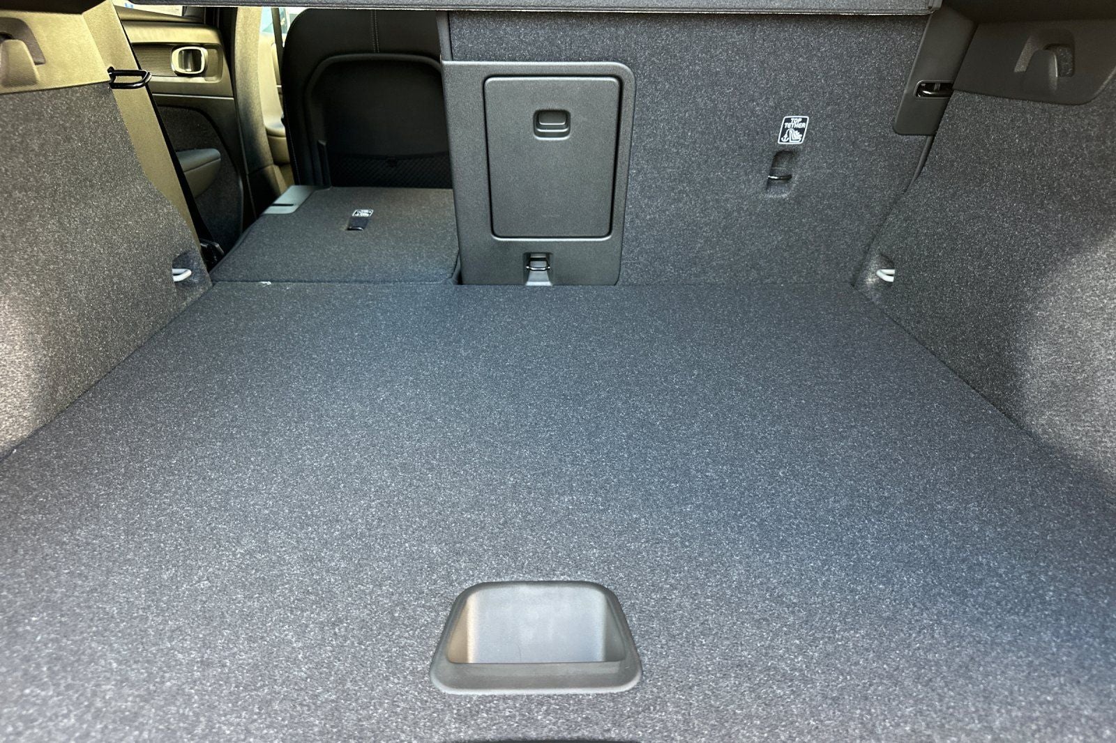 2026 Volvo XC40 B4 Core