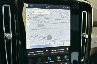 2026 Volvo XC40 B4 Core