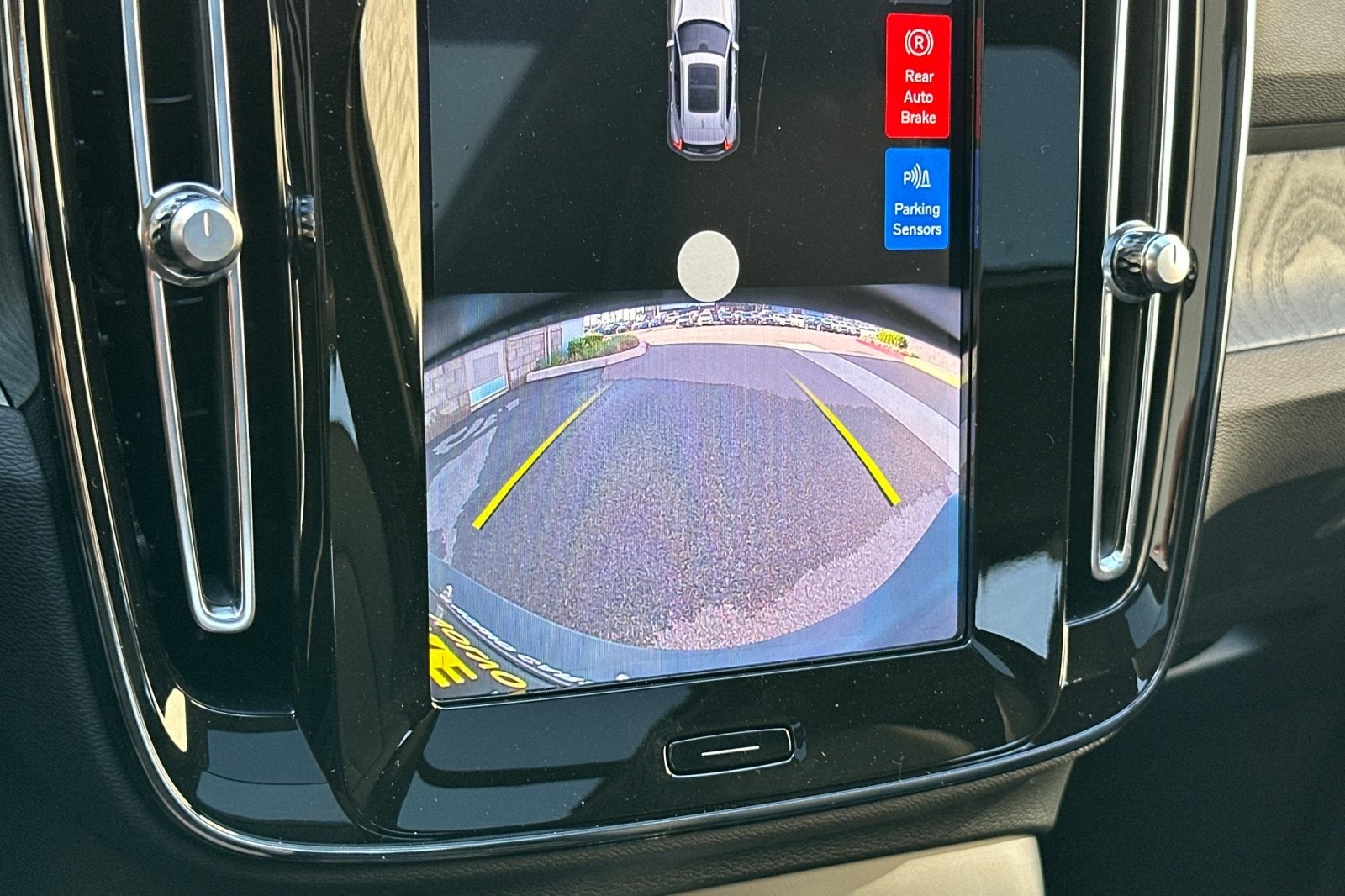 2026 Volvo XC40 B4 Core