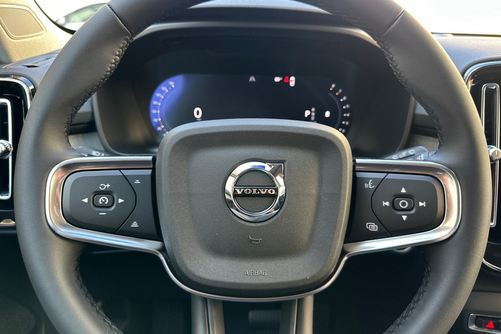 2026 Volvo XC40 B4 Core