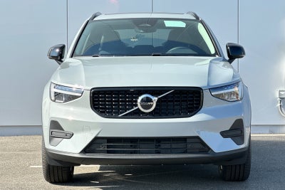 2026 Volvo XC40 B4 Core