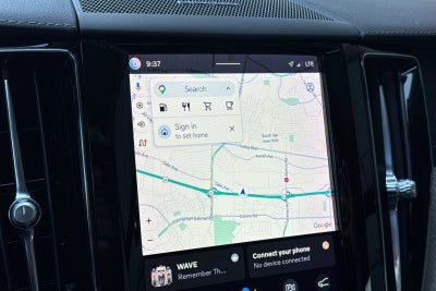 2023 Volvo XC60 B5 Ultimate Bright Theme