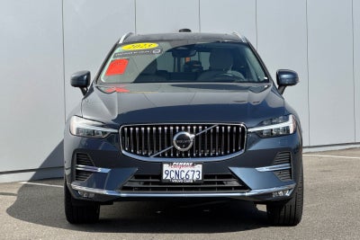 2023 Volvo XC60 B5 Ultimate Bright Theme