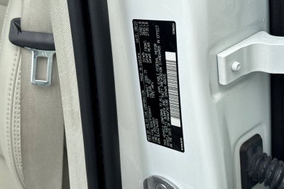 2023 Volvo XC60 B5 Ultimate Bright Theme