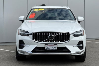 2023 Volvo XC60 B5 Ultimate Bright Theme