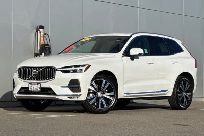 2023 Volvo XC60 B5 Plus Bright Theme