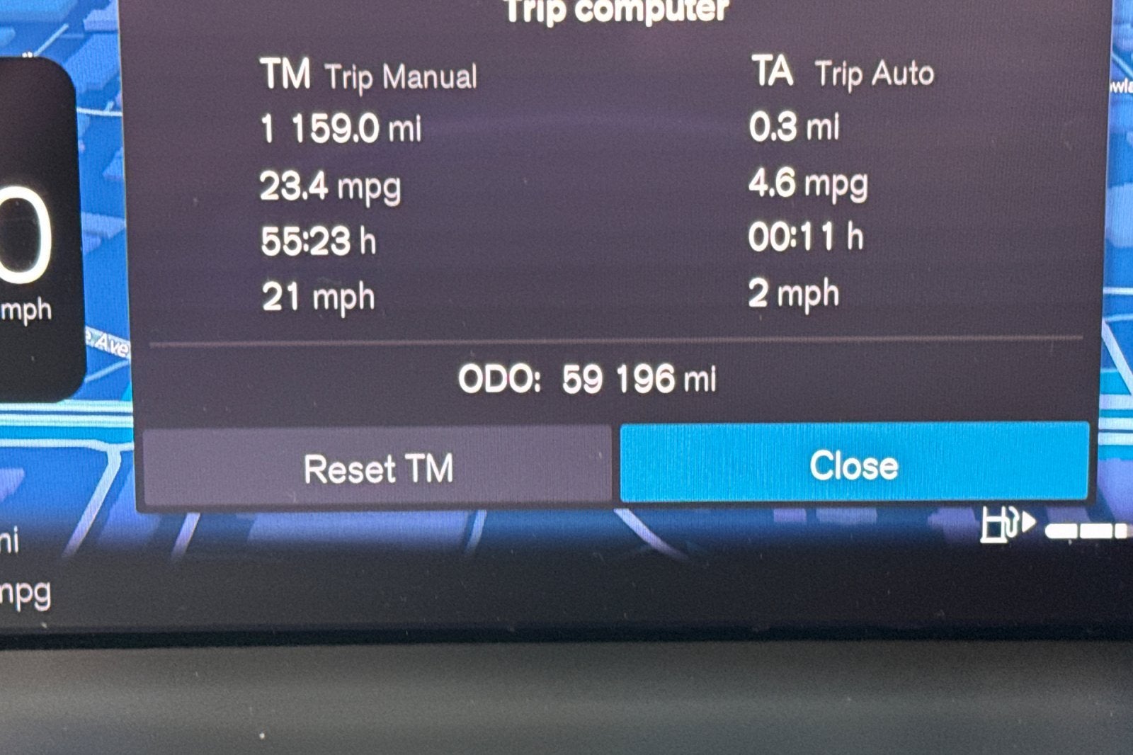 2023 Volvo XC60 B5 Ultimate Dark Theme