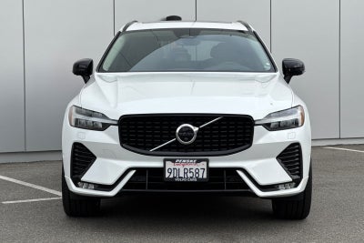 2023 Volvo XC60 B5 Ultimate Dark Theme
