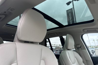 2023 Volvo XC90 B5 Plus