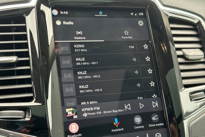 2023 Volvo XC90 B5 Plus