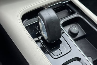 2023 Volvo XC90 B5 Plus