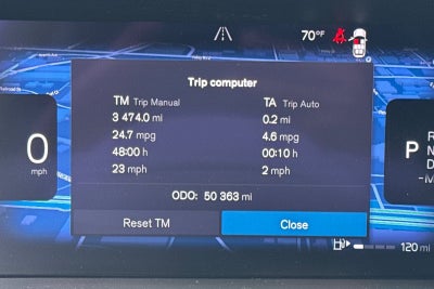 2023 Volvo XC90 B5 Plus