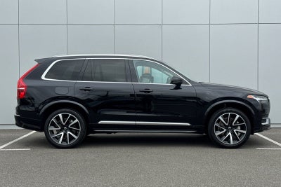 2023 Volvo XC90 B5 Plus