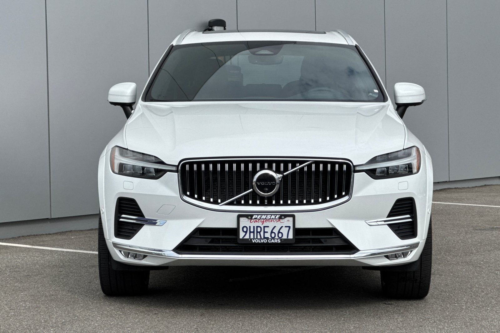 2023 Volvo XC60 B5 Ultimate Bright Theme