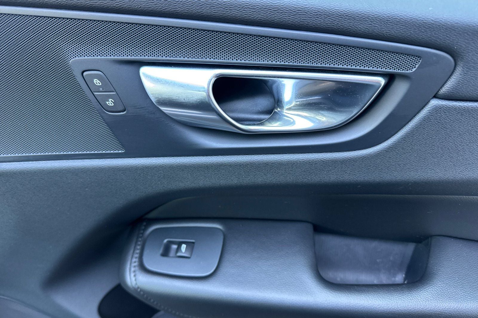 2023 Volvo XC60 B5 Core
