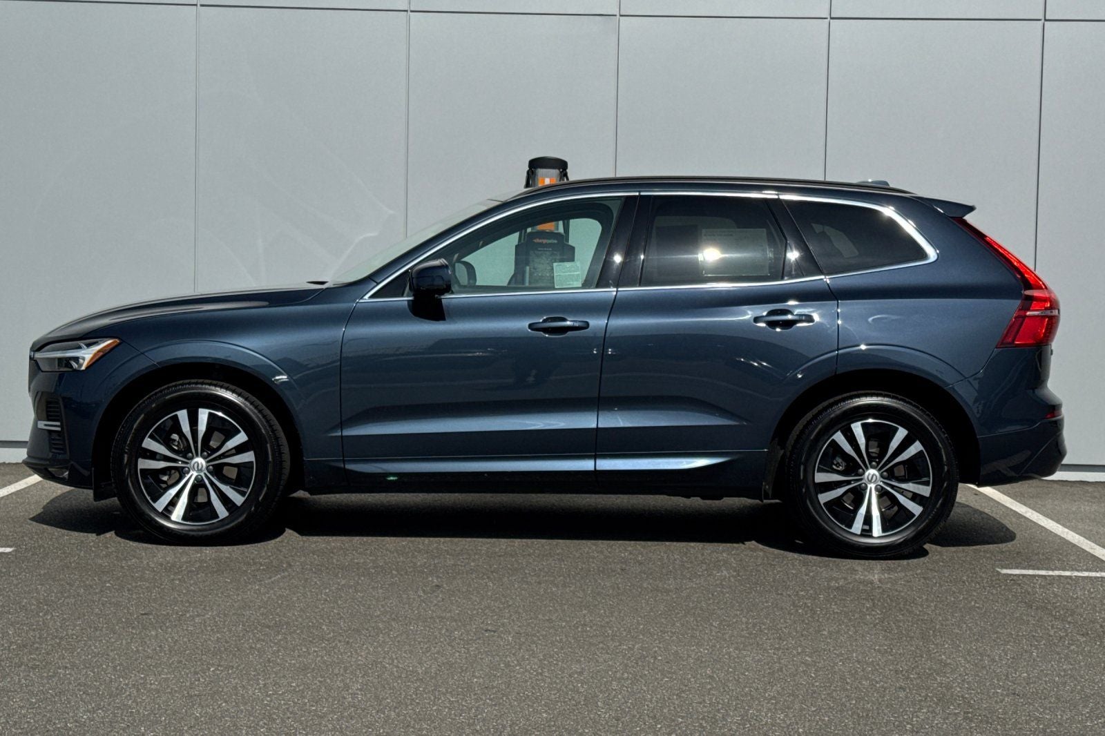 2023 Volvo XC60 B5 Core