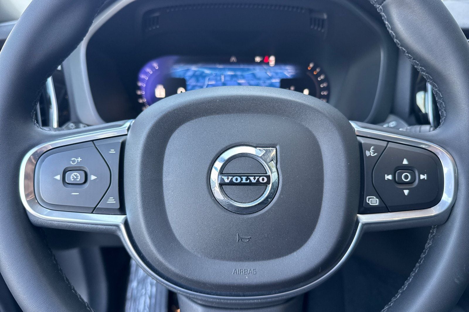 2023 Volvo XC60 B5 Core