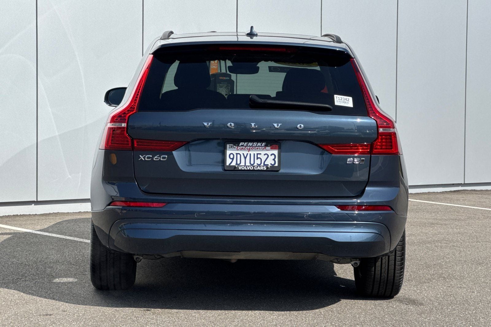 2023 Volvo XC60 B5 Core