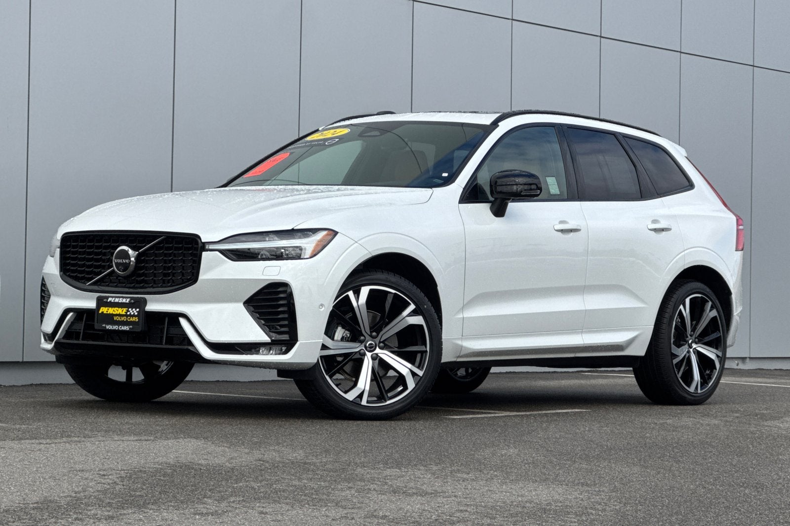 2024 Volvo XC60 Ultimate