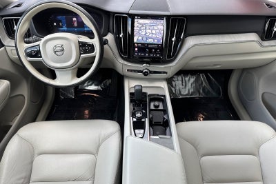 2023 Volvo XC60 B5 Plus Bright Theme