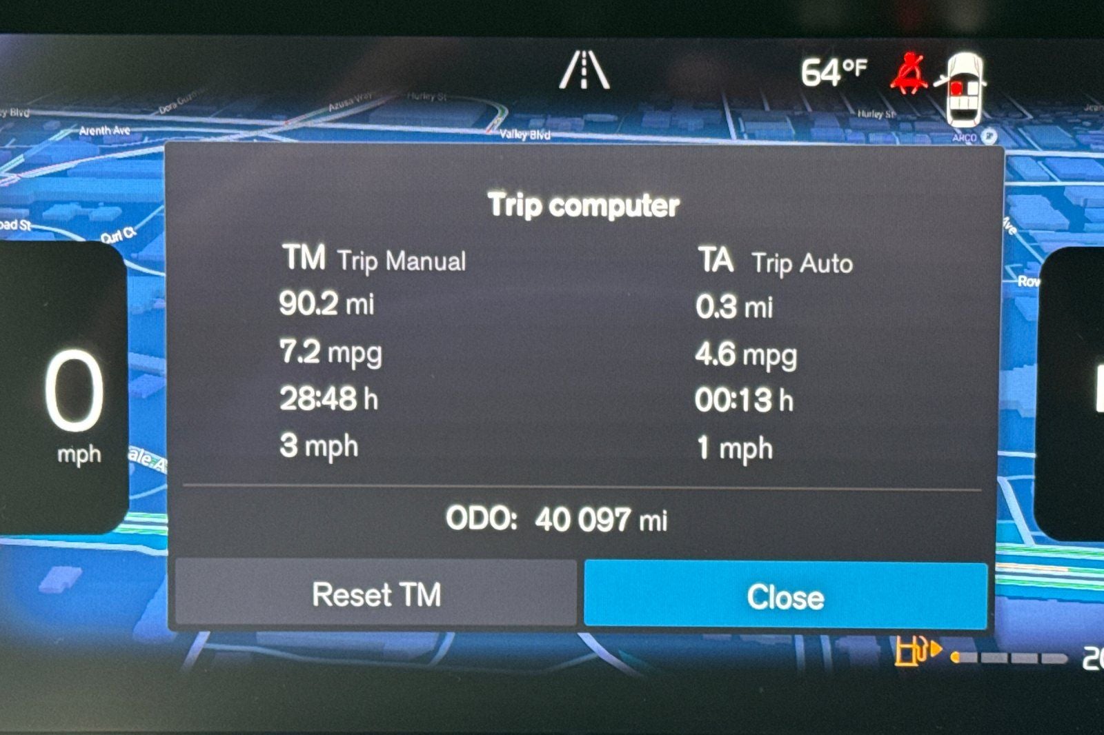 2023 Volvo XC60 B5 Ultimate Dark Theme