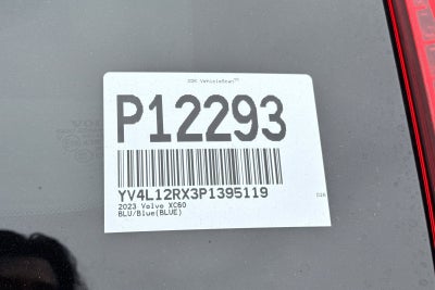 2023 Volvo XC60 B5 Ultimate Dark Theme