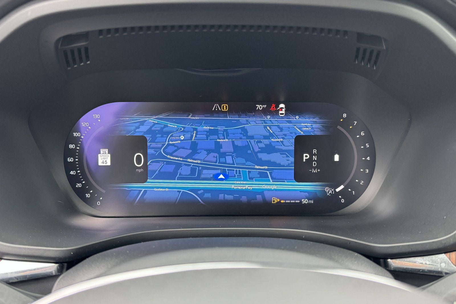 2023 Volvo XC60 B5 Ultimate Dark Theme