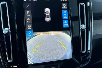 2023 Volvo XC40 Ultimate