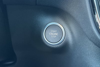 2023 Volvo XC40 Ultimate