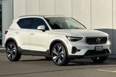 2023 Volvo XC40 Ultimate