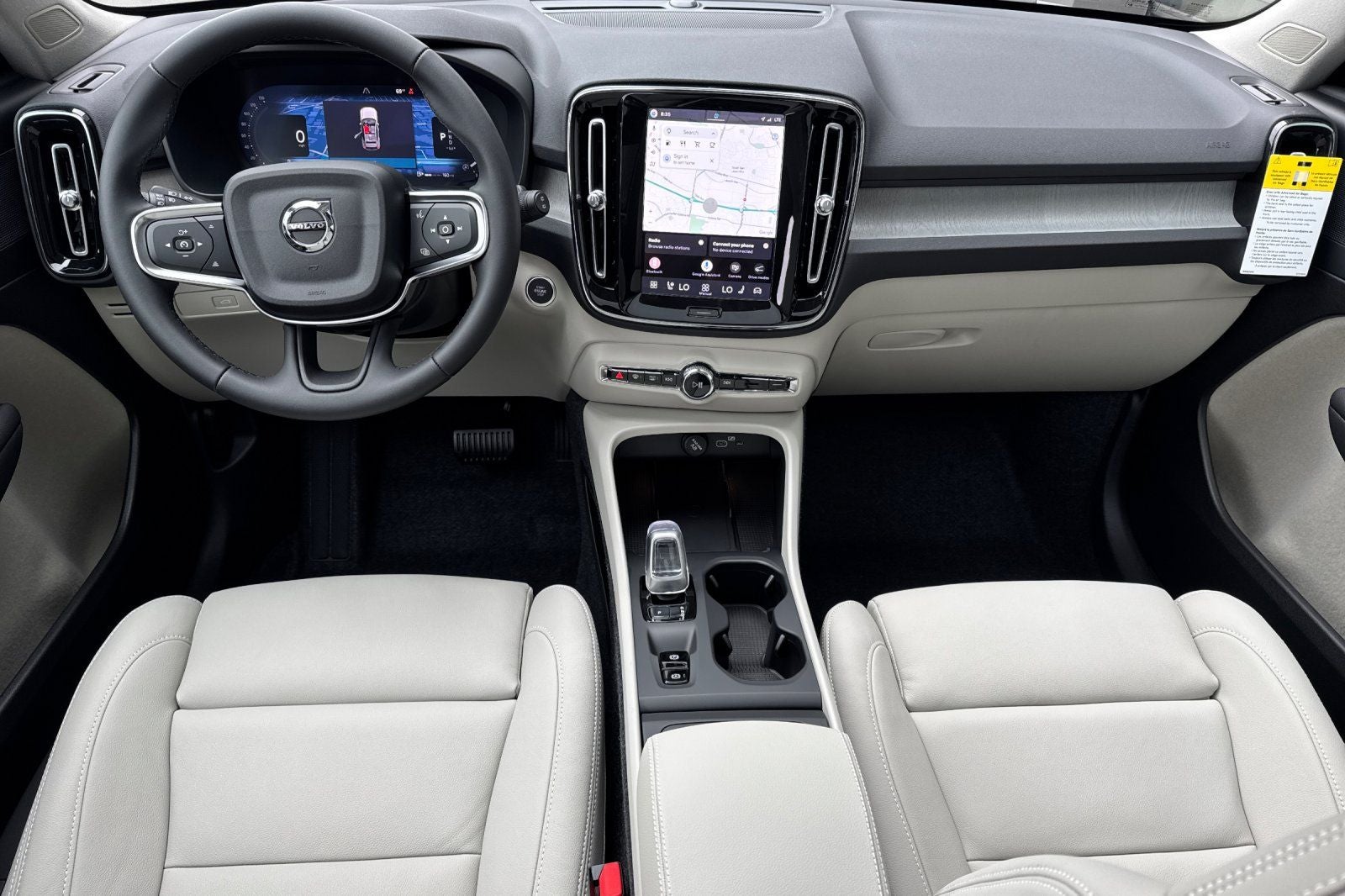 2026 Volvo XC40 B5 Plus