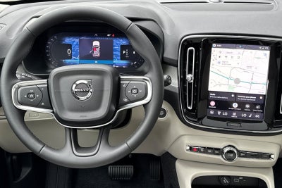 2026 Volvo XC40 B5 Plus