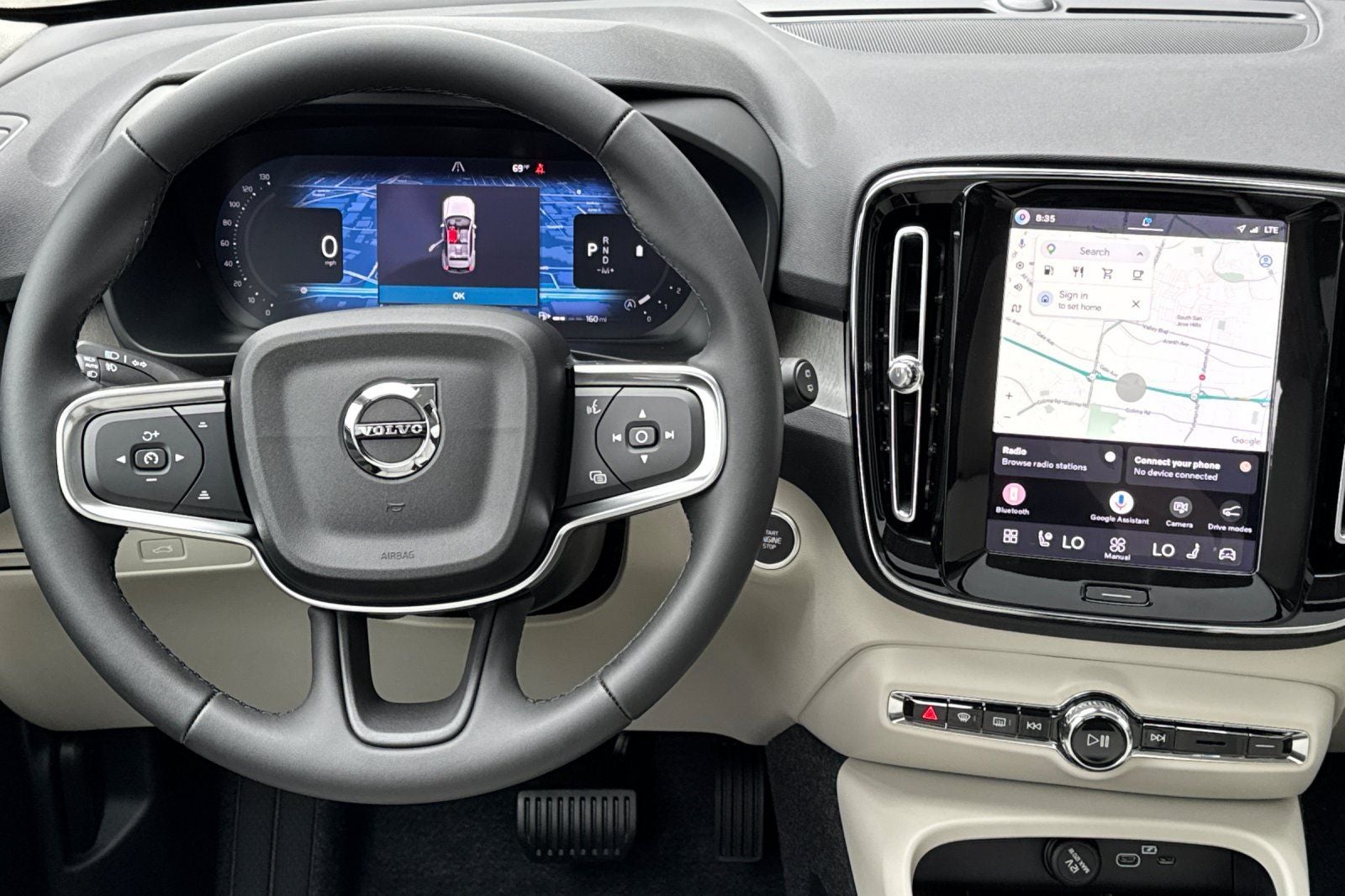 2026 Volvo XC40 B5 Plus