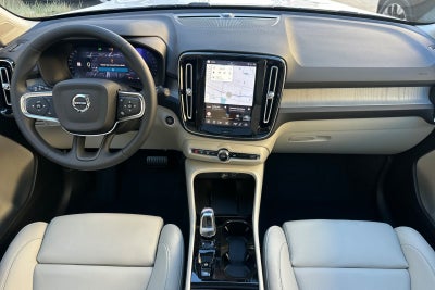 2026 Volvo XC40 B5 Plus