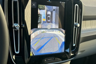 2026 Volvo XC40 B5 Plus