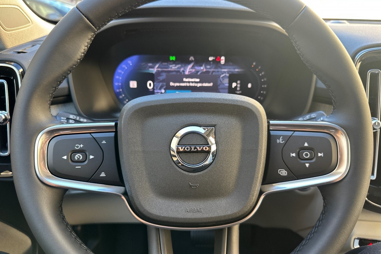 2026 Volvo XC40 B5 Plus