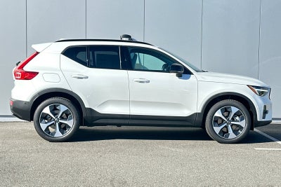 2026 Volvo XC40 B5 Plus
