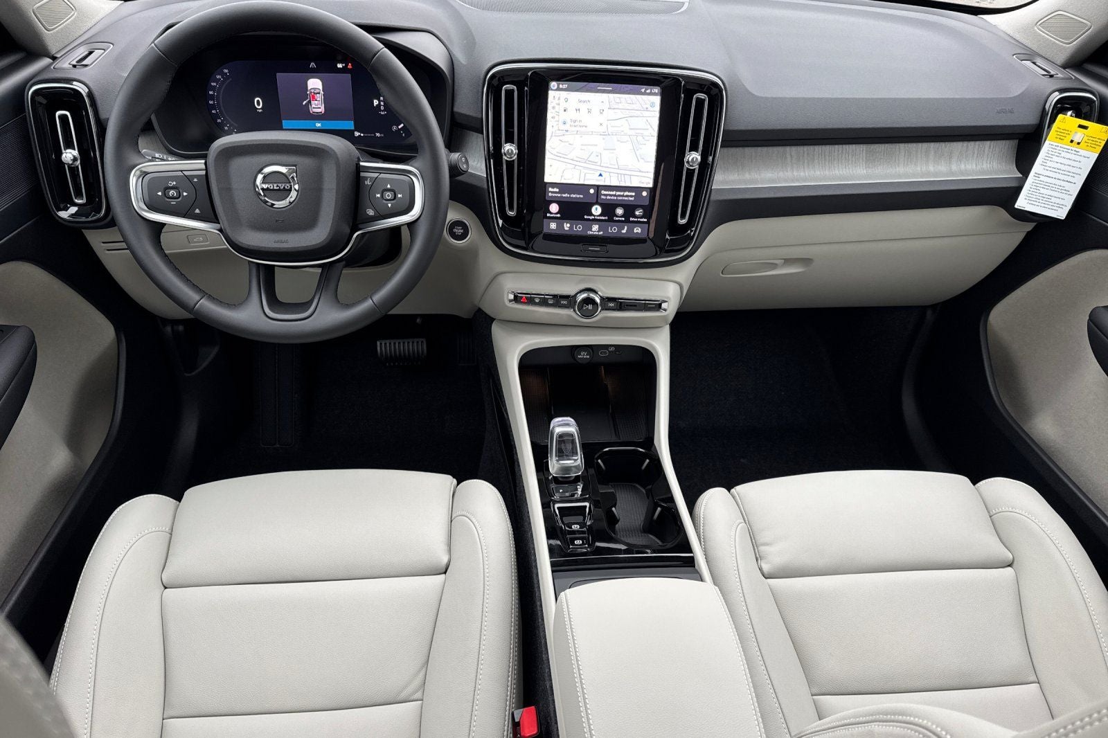2026 Volvo XC40 B5 Plus