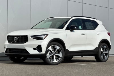 2026 Volvo XC40 B5 Plus