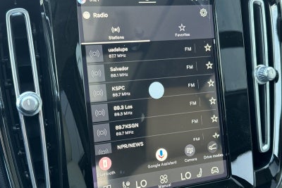 2026 Volvo XC40 B5 Plus