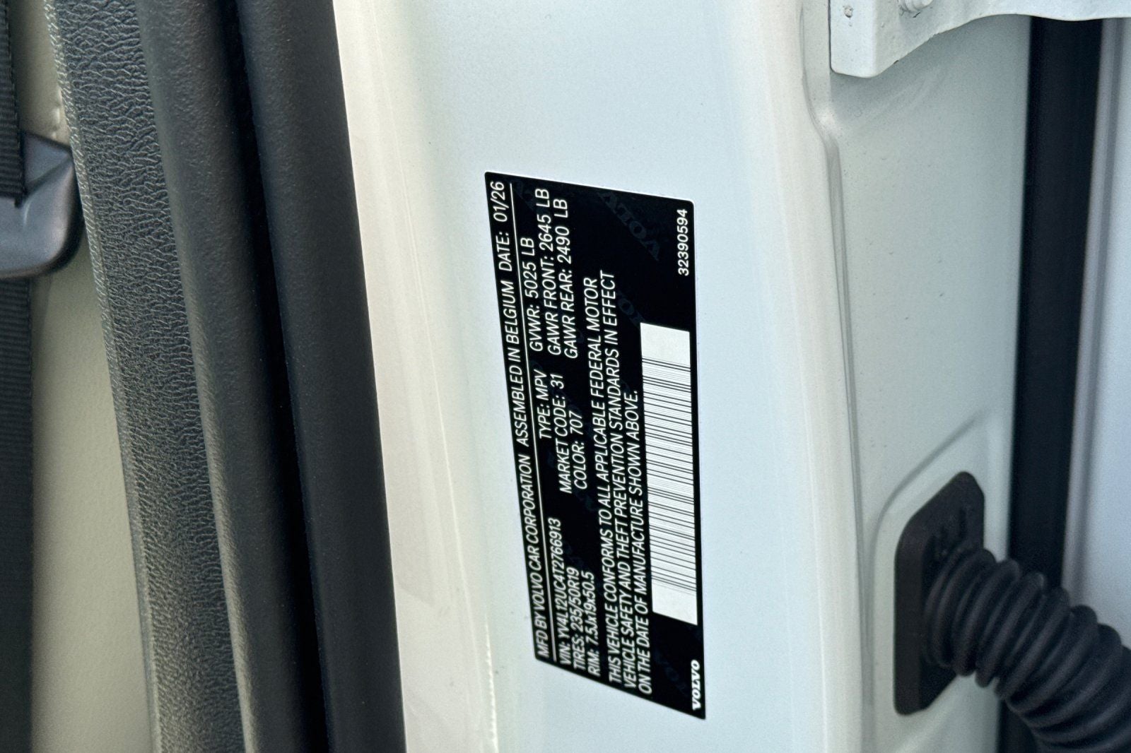 2026 Volvo XC40 B5 Plus