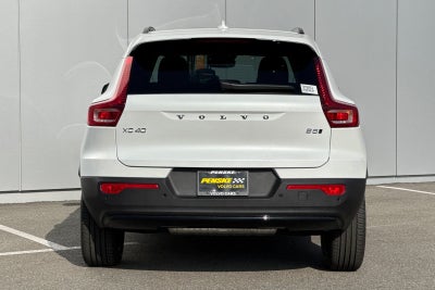 2026 Volvo XC40 B5 Plus