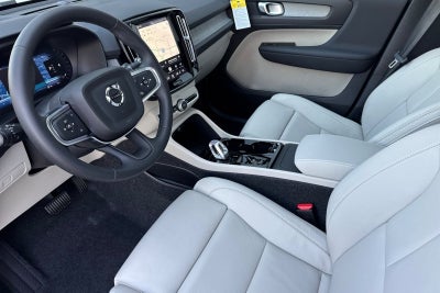 2026 Volvo XC40 B5 Plus