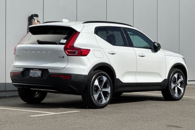 2026 Volvo XC40 B5 Plus