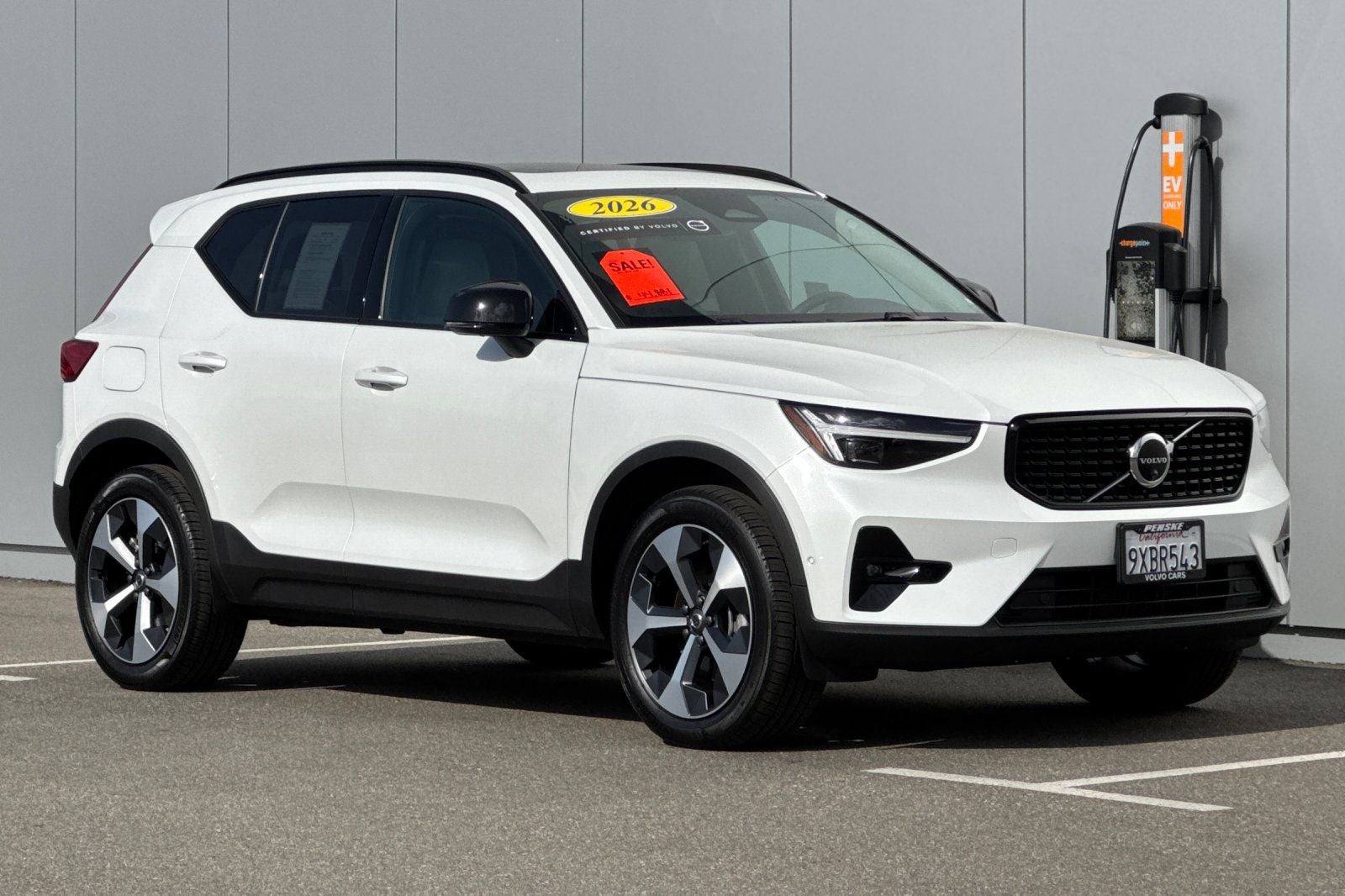 2026 Volvo XC40 B5 Plus