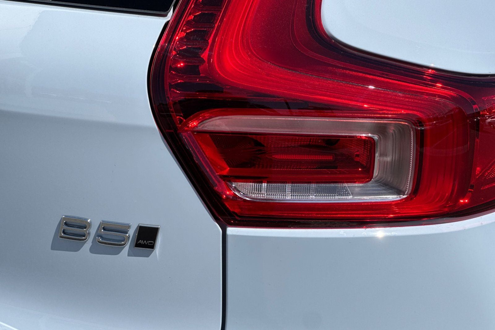 2026 Volvo XC40 B5 Plus